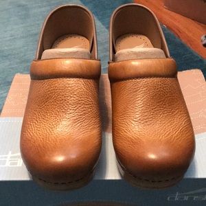 Dansko clogs size 39